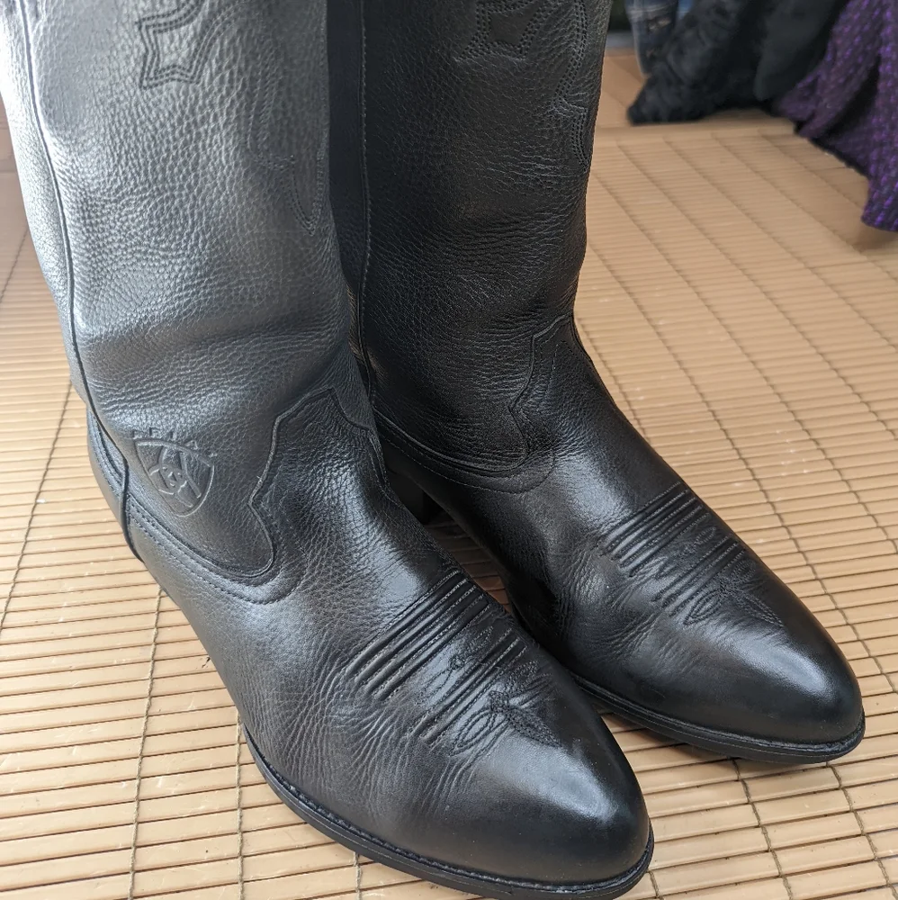 - Ariat Black Leather Western Cowboy Boots Mens Size 12 Style A2 Stampede.…